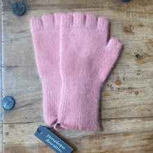 Load image into Gallery viewer, Penelope Durston Fingerless Gloves - medium cuff