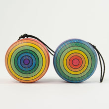 Load image into Gallery viewer, Mader Yoyo - Rainbow