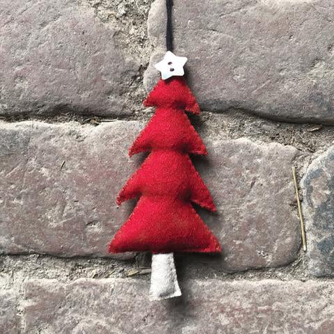 East of India Felt Hanging Christmas Tree